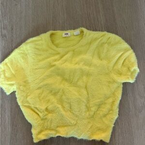 Yellow Fuzzy Cropped Sweater Levis